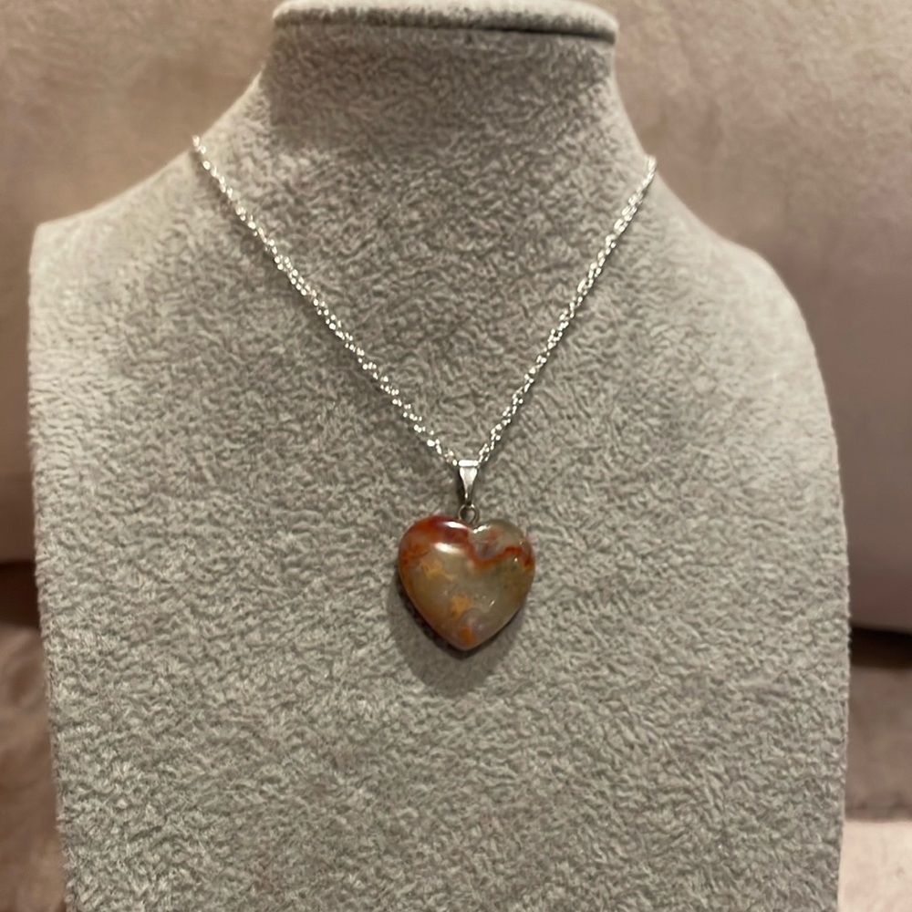 Carnelian Agate Heart Pendant Necklace 18”